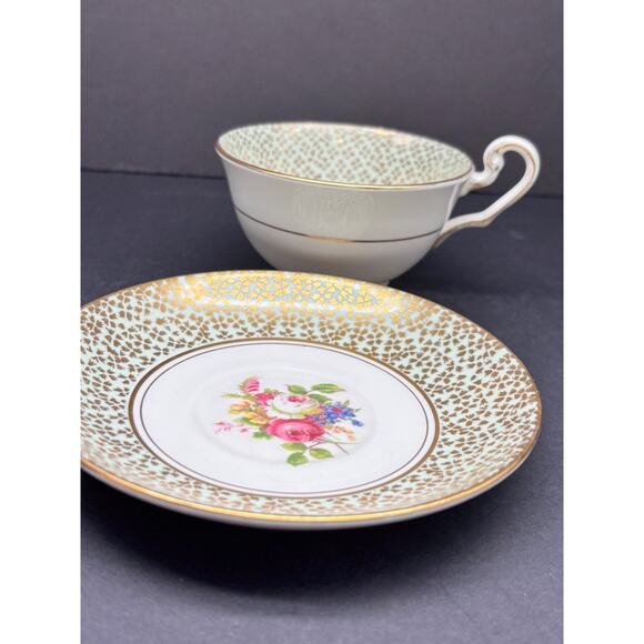 Vintage Victoria Bone China C & E Cartwright & Edwards Teacup Cup Saucer England - Picture 15 of 16